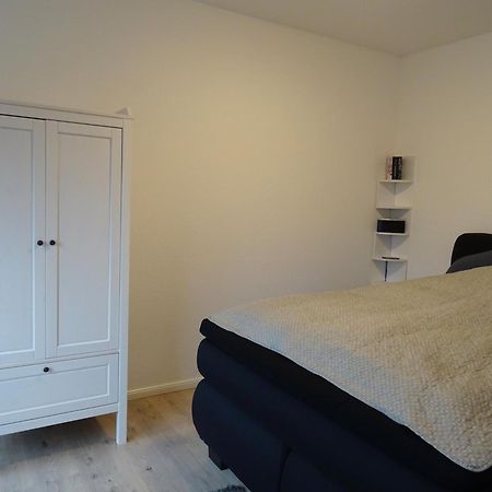 Ferienwohnung Am Marktplatz - Zentrale Lage Vor Den Toren Flensburgs, Mit Vollstaendiger Ausstattung Und Balkon Harrislee Exterior photo