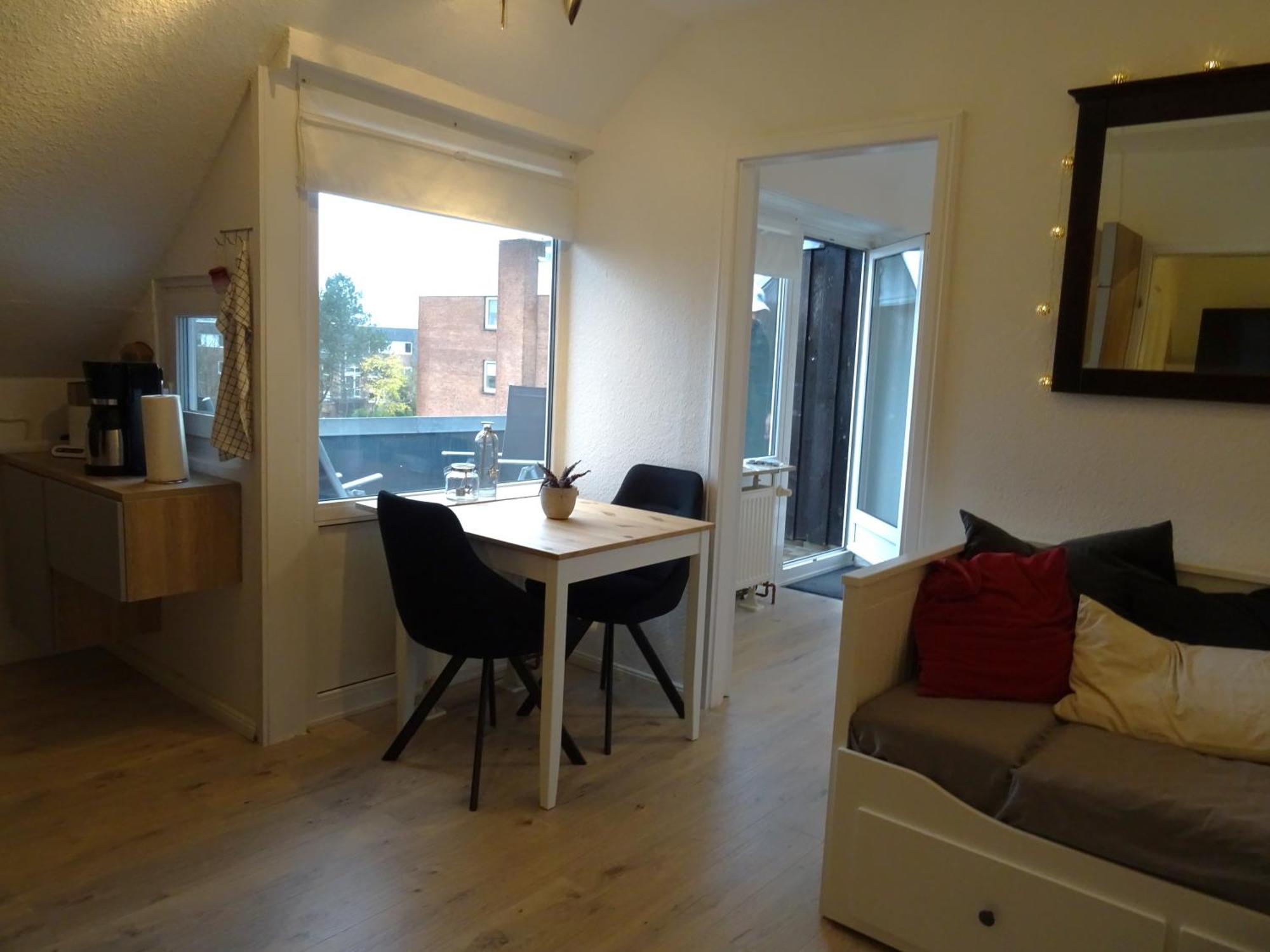 Ferienwohnung Am Marktplatz - Zentrale Lage Vor Den Toren Flensburgs, Mit Vollstaendiger Ausstattung Und Balkon Harrislee Exterior photo